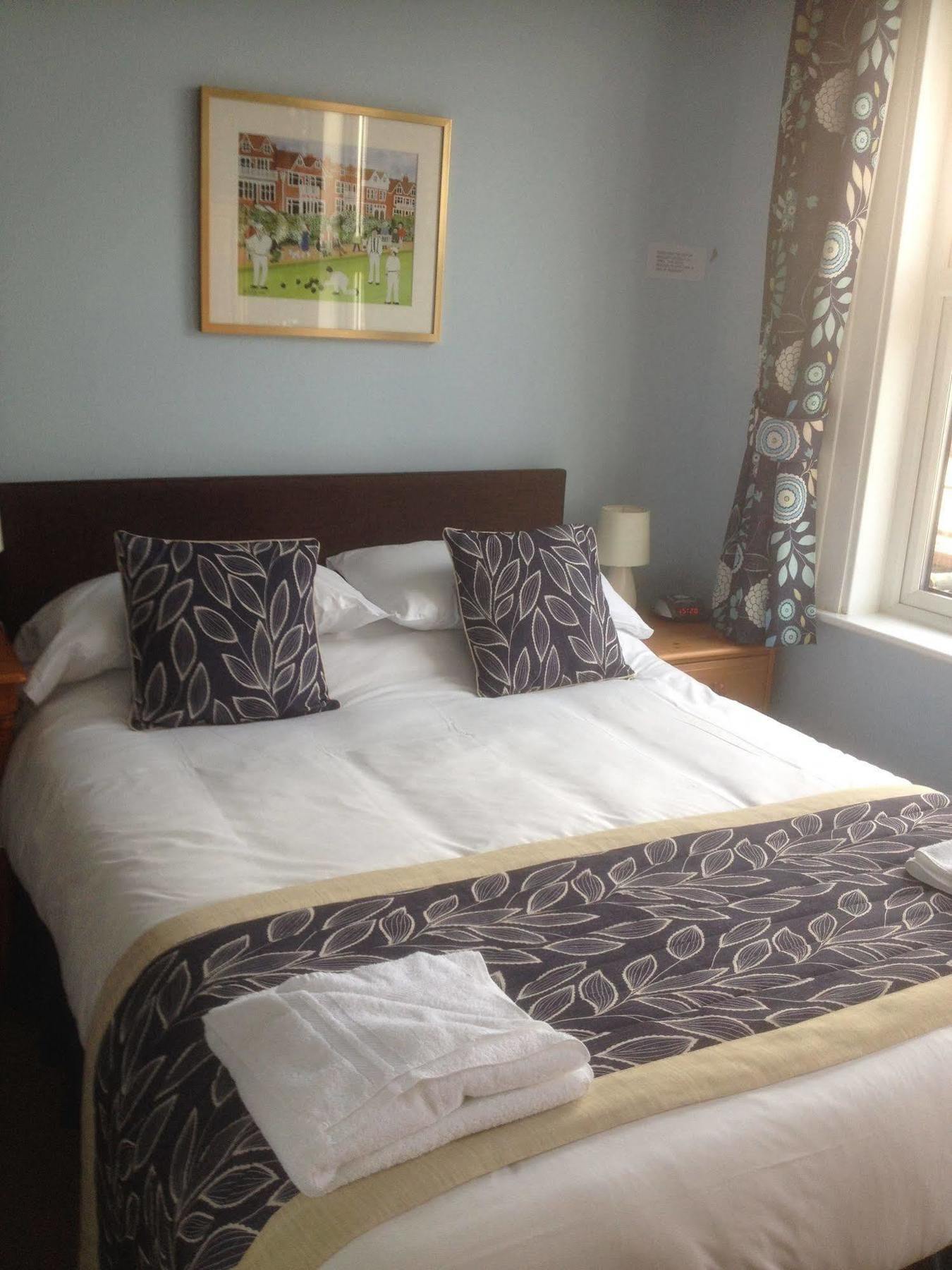By The Sea Bed and breakfast Torneo de Eastbourne